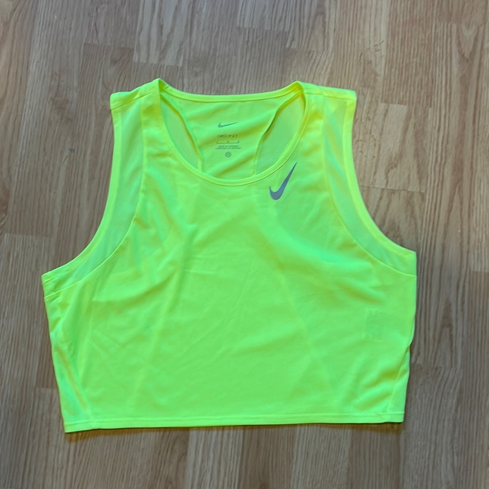 Nike Crop Top